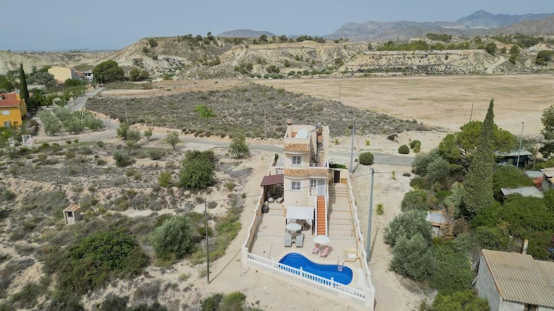 Beautiful villa in Abanilla