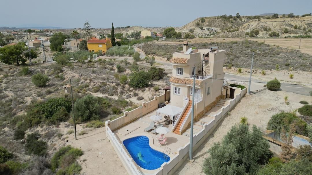 Beautiful villa in Abanilla