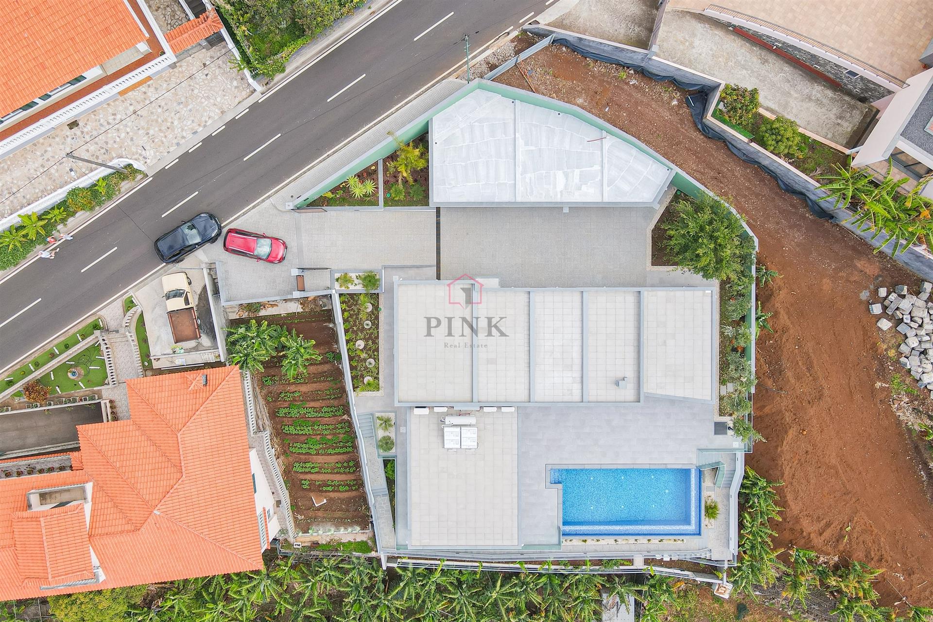 Casa - 3 Dormitorios - Arco da Calheta