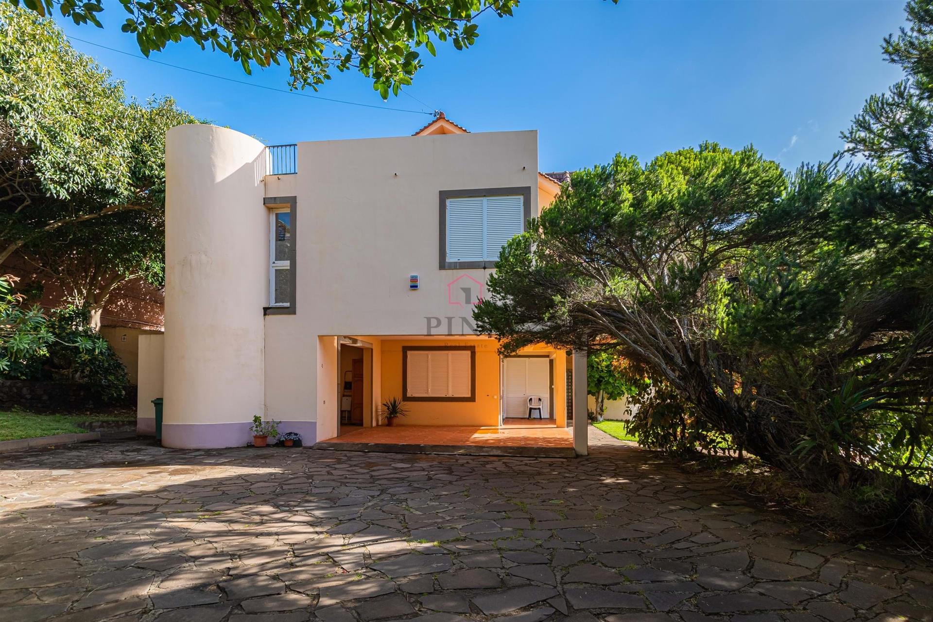 Luxury Mansion with Sea View - T3 in Caniçal