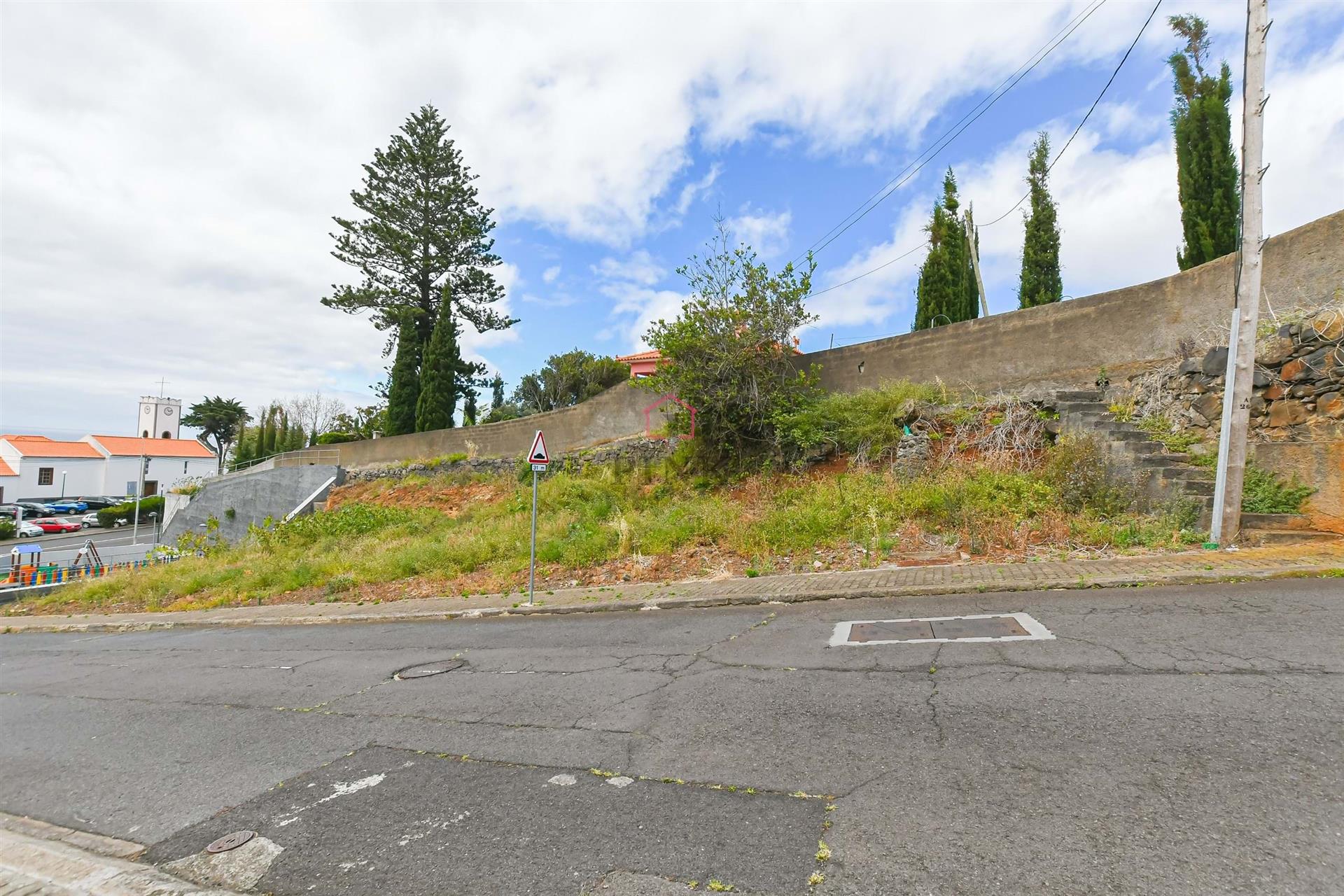 Building plot - 385 m2 - Água de Pena