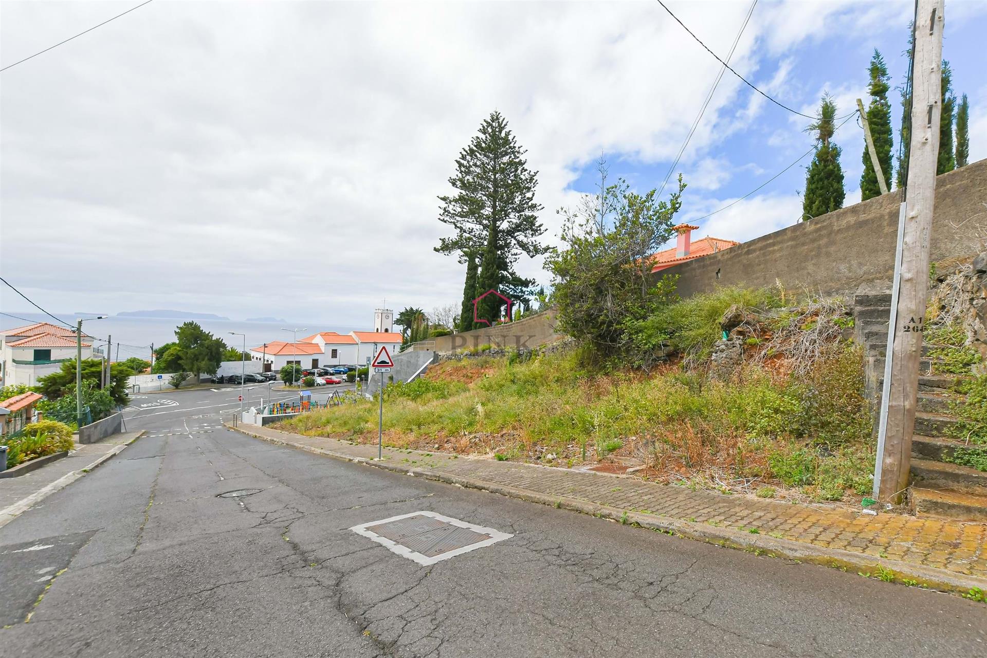 Building plot - 385 m2 - Água de Pena
