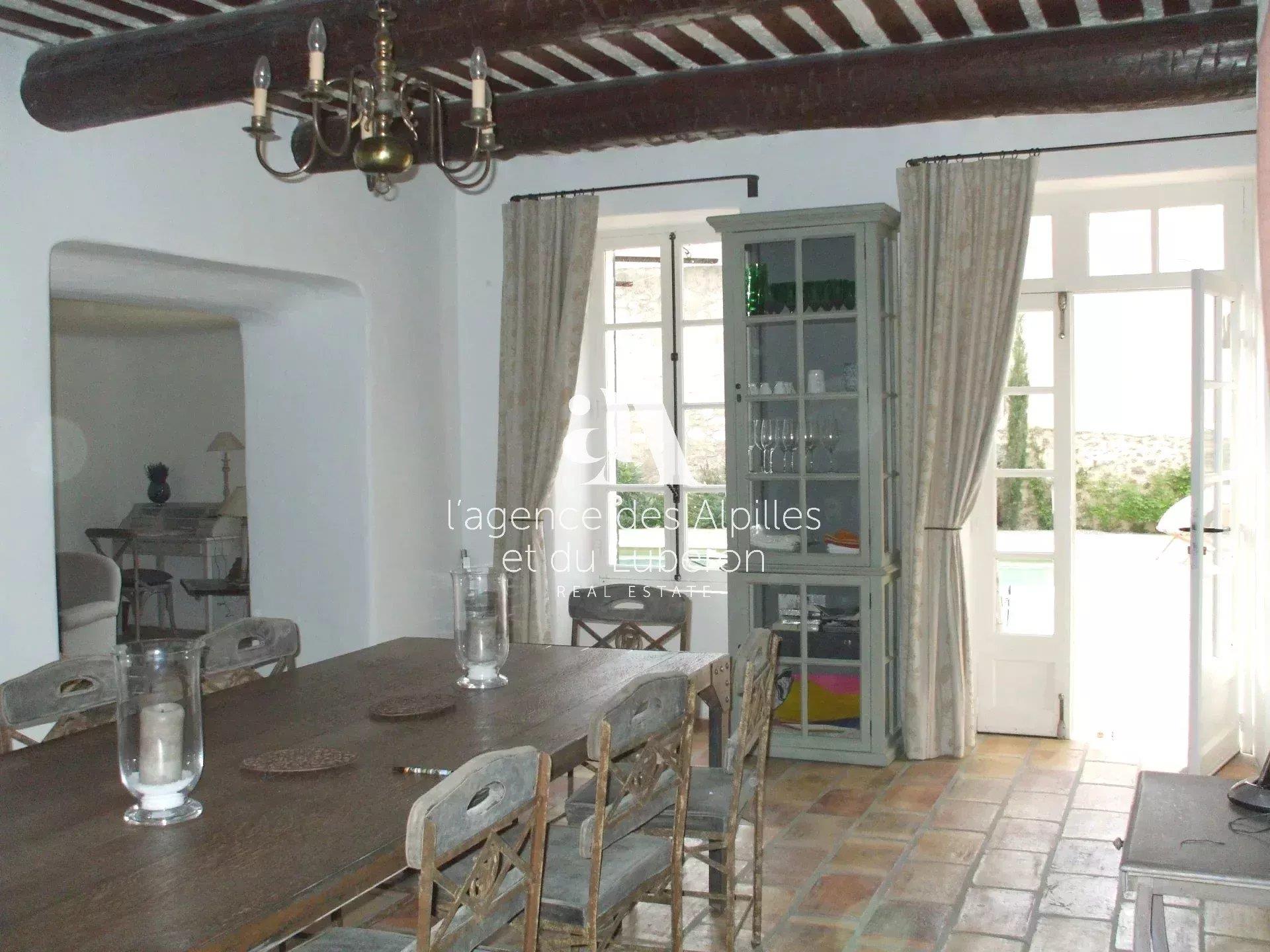 Near Eygalières - Village House