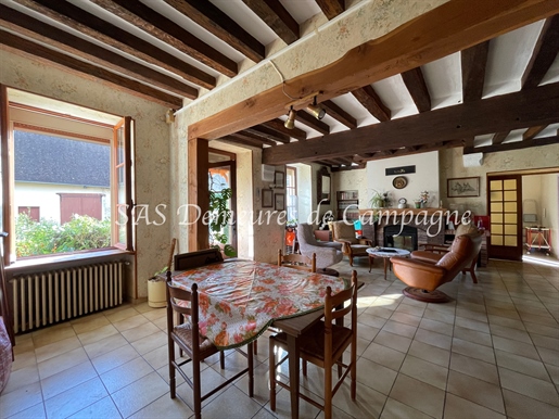 Old farmhouse from 1900 perfectly maintained on a plot of 3397m2