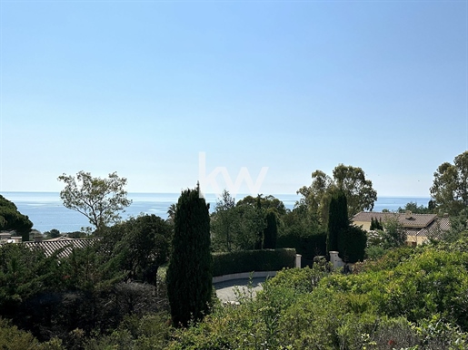 Land With Sea View - Gated Hamlet - Les Issambres