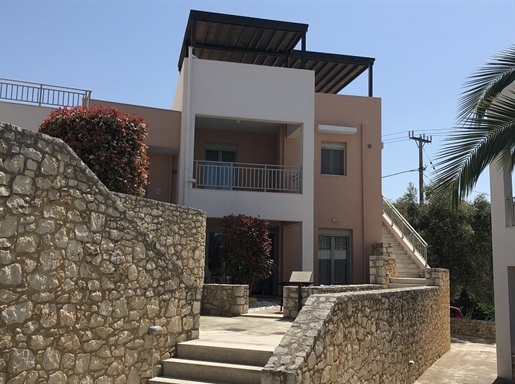 5-Bedroom House with Stunning Sea Views near Rethymno
