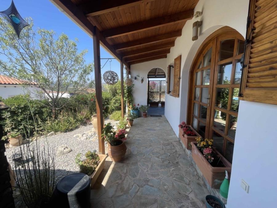 Cozy 3 bedroom villa in Roumeli