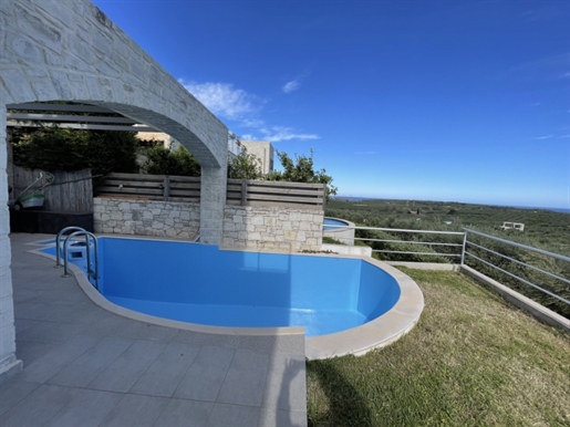 Charming stone villa with stunning sea views in Loutra