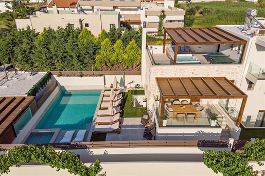3 luxe villa's op korte loopafstand van het strand