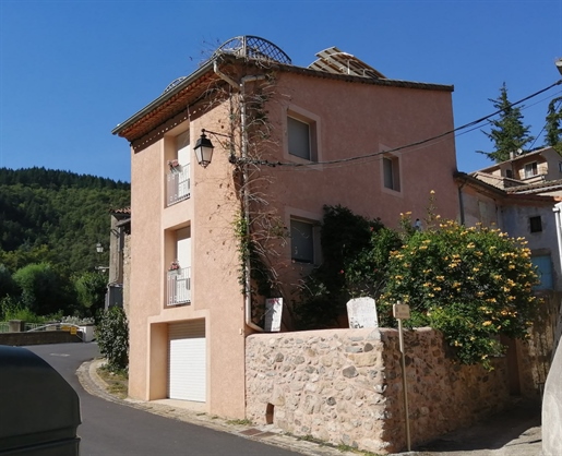 Maison de village