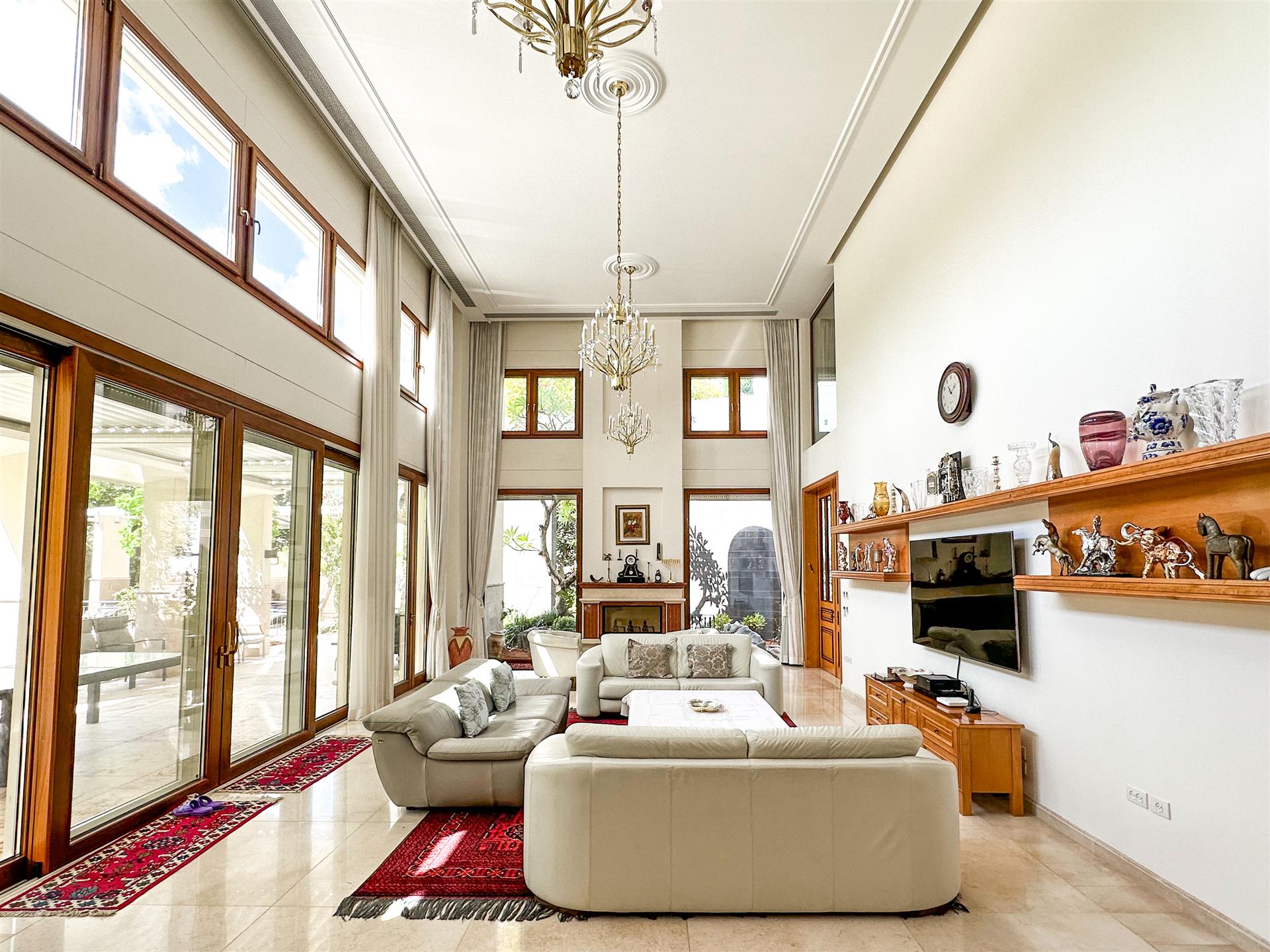 Exclusive Villa in Caesarea