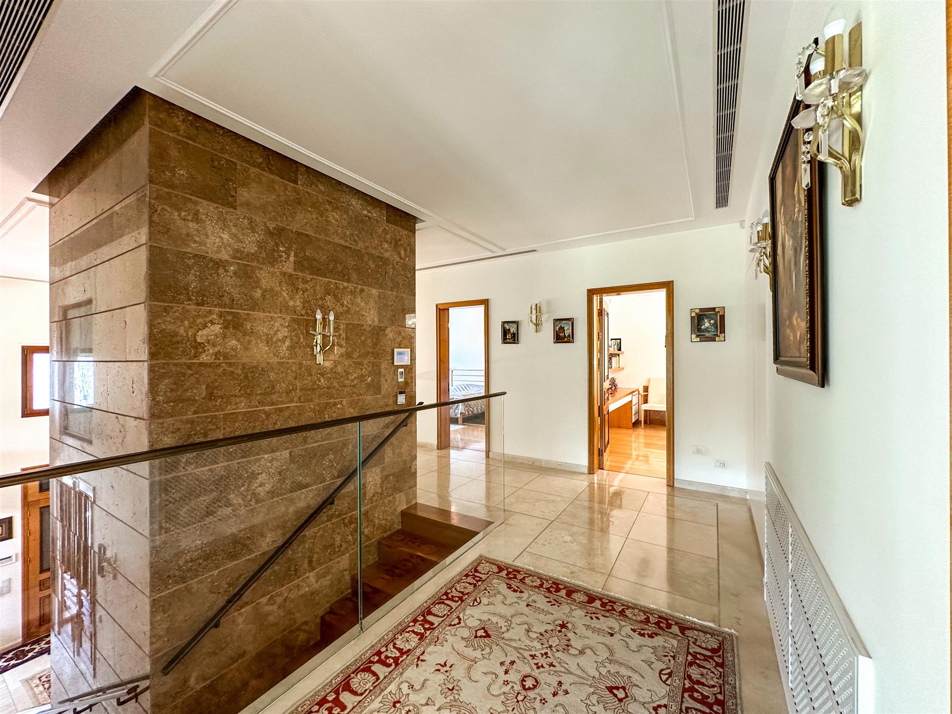 Exclusive Villa in Caesarea