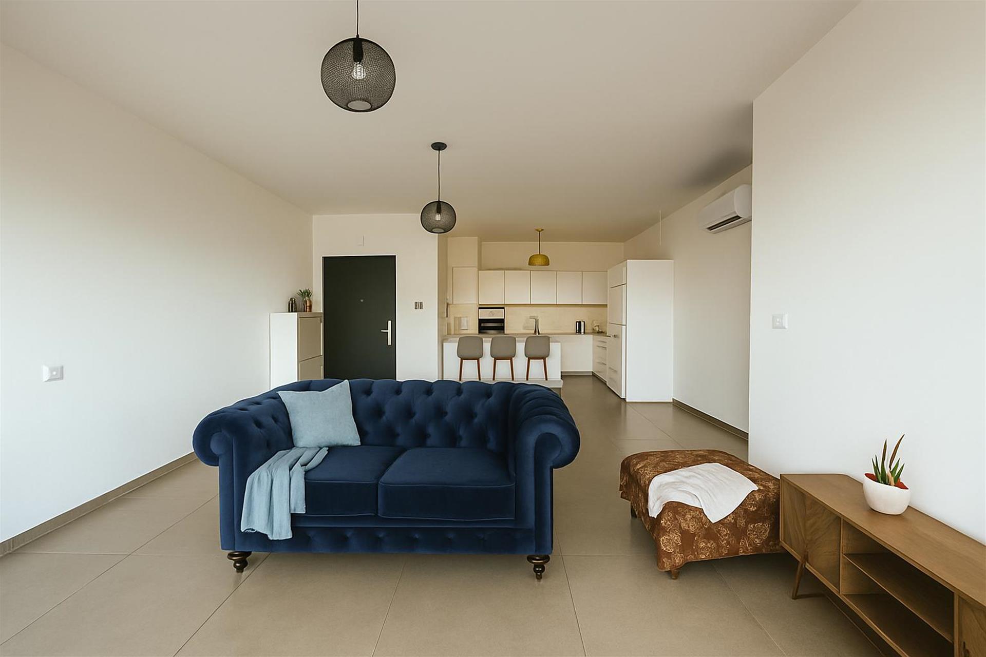 Anafa 10, Zichron Yaakov