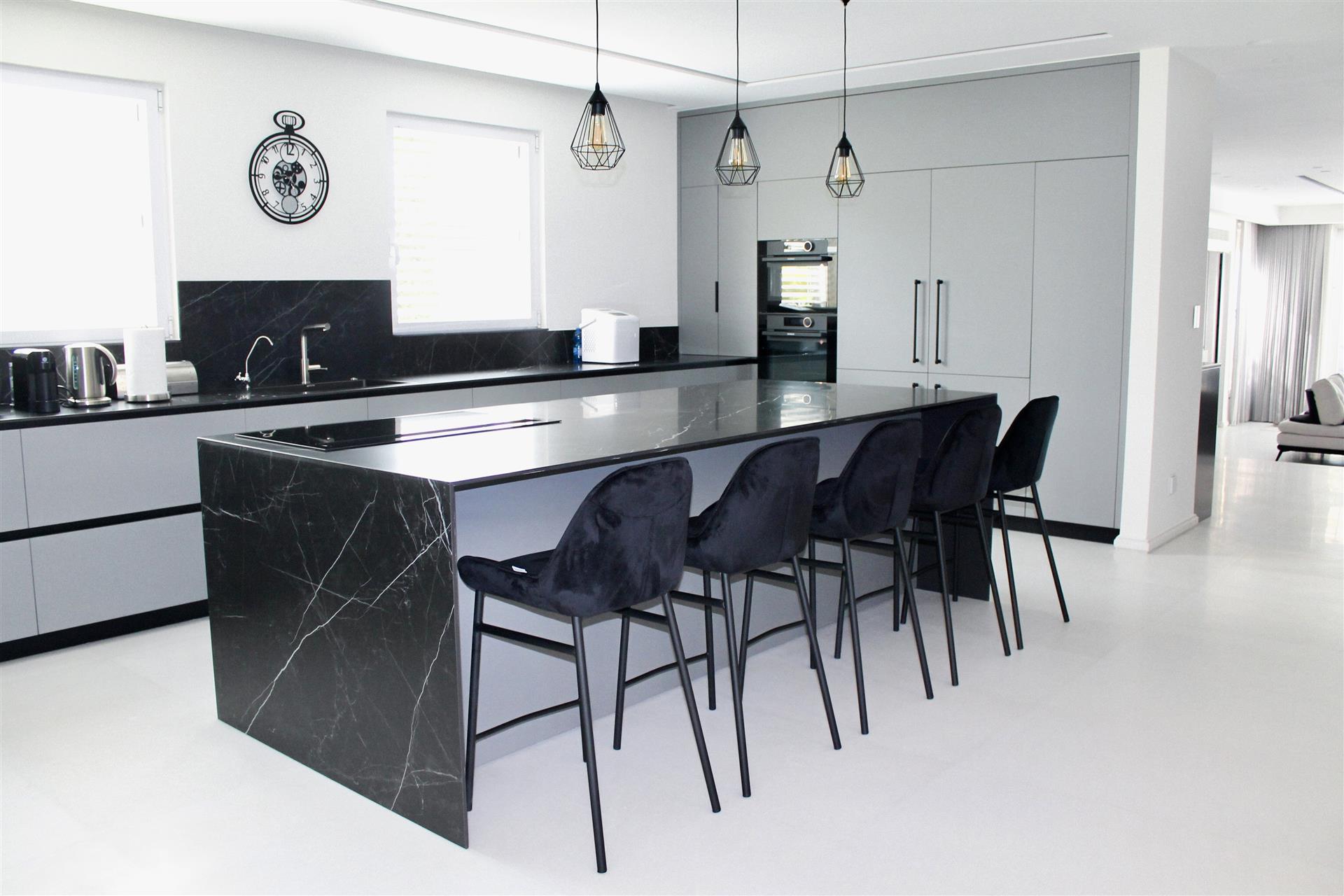 Discover unparalleled luxury and comfort in this exquisite private house located in the prestigious 
