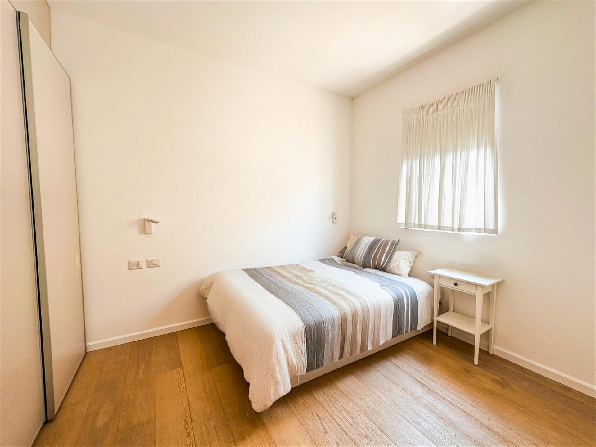 King George 8, Duplex Penthouse
