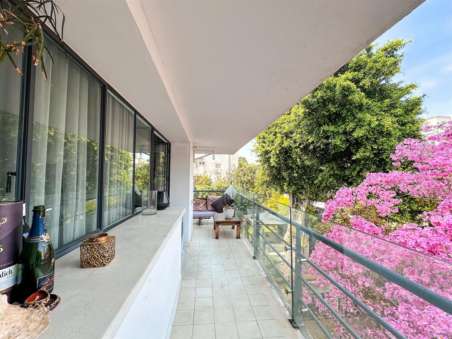 Assuta Bauhaus Village