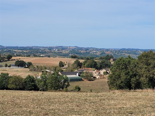 Farm 48 ha near Aveyron