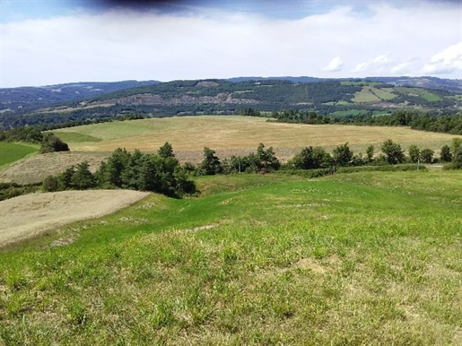 Agricultural property of 150 ha