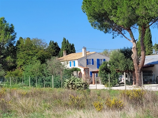 Catalan farmhouse of 3 ha near Perpignan