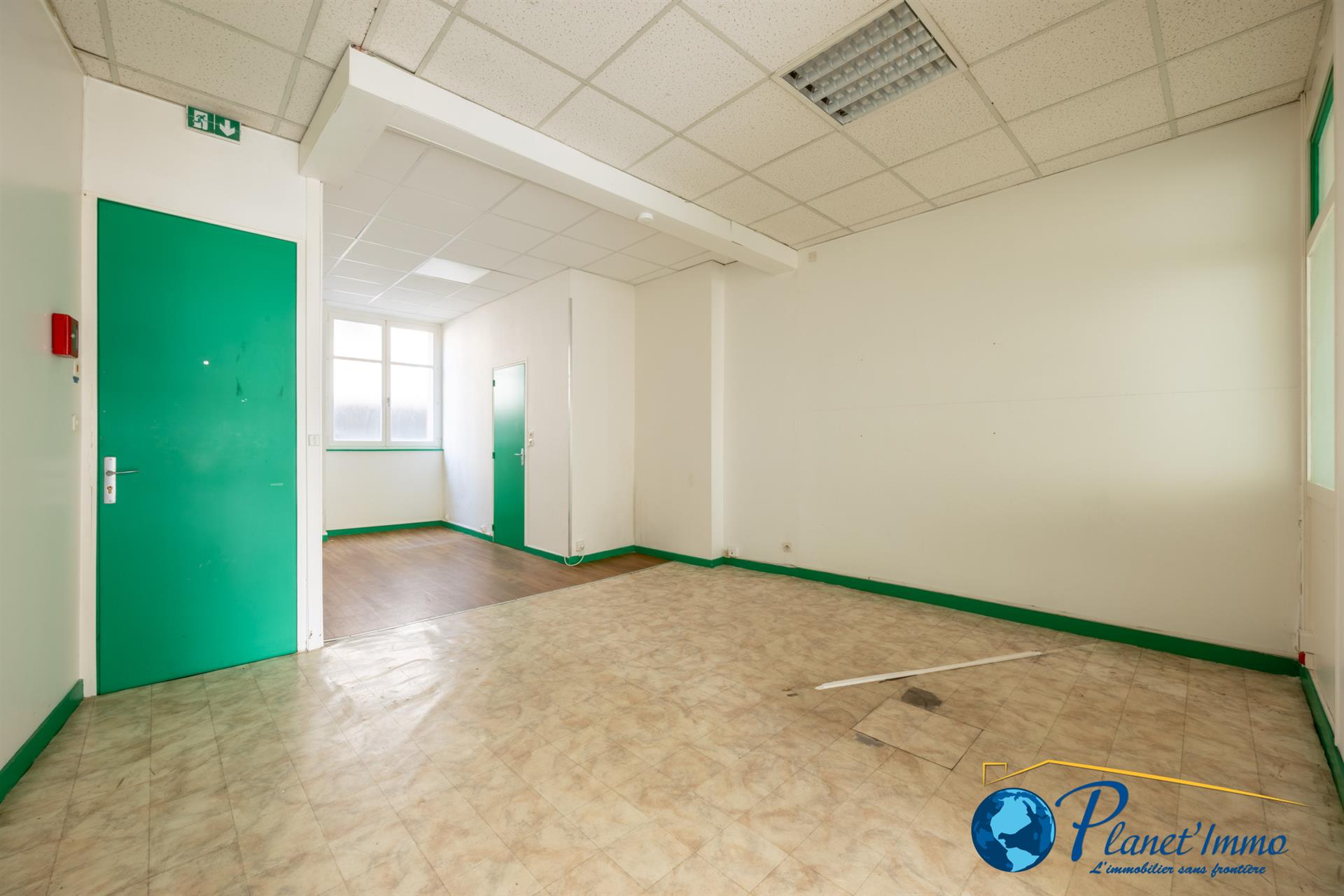 Saint-Héand Bourg Local Commercial / Bureau de 52,16m2