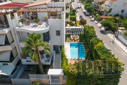 Detached house for sale in Glyfada (Golf).