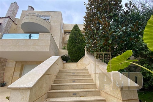 Villa zum Verkauf in Voula, Athen Riviera Griechenland