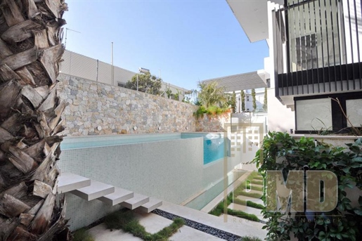 Villa à vendre à Voula, Athènes Grèce.