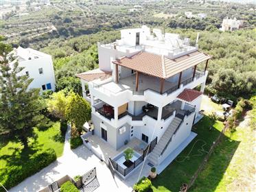 Large investment property in Skaleta, Rethymno North Coast