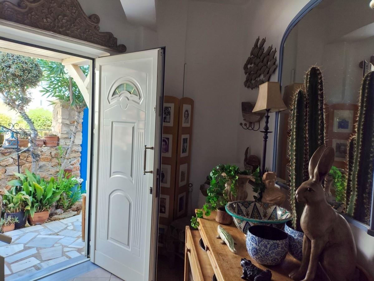 Detached 3Bed 2Bath Villa with Sea Views for Sale in Plaka Apokoronas