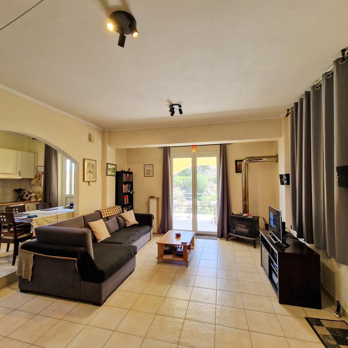 Detached Villa with Independent Basement Studio for Sale in Aspro Apokoronas