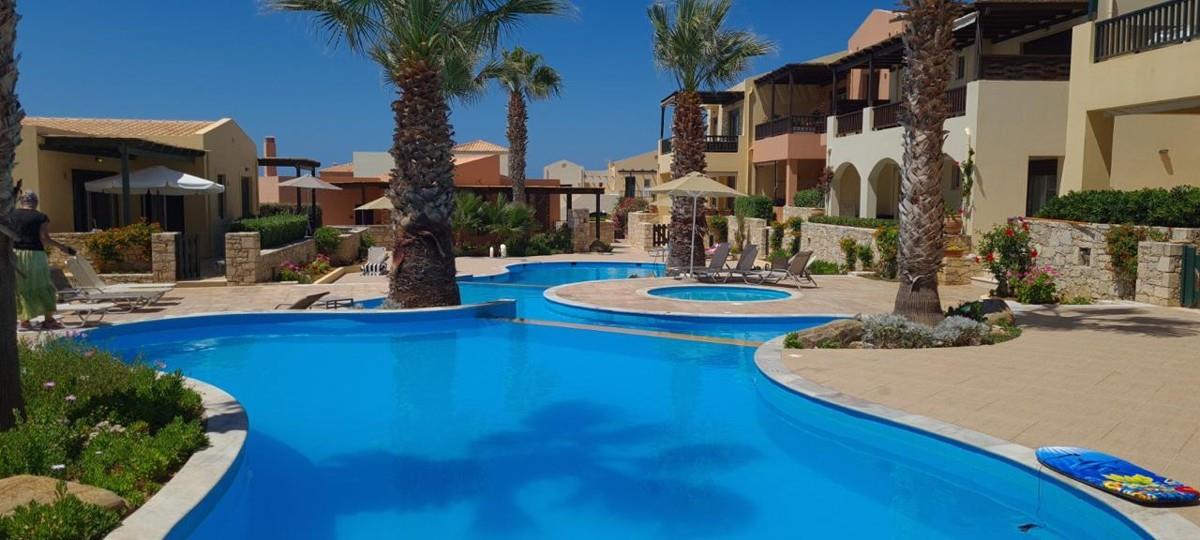Charming Spacious Villa with Sea Views & Shared Pool For Sale in Panormo Rethymno