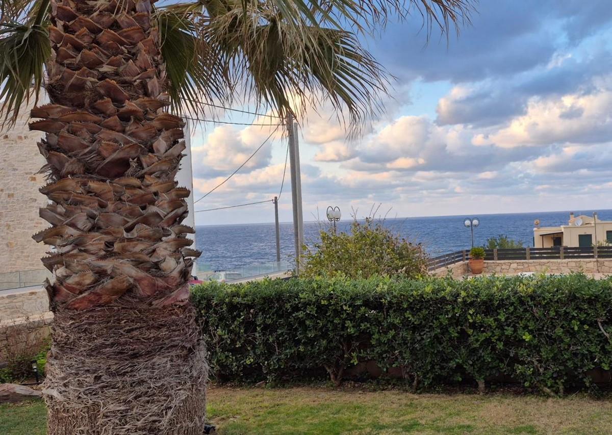 Charming Spacious Villa with Sea Views & Shared Pool For Sale in Panormo Rethymno