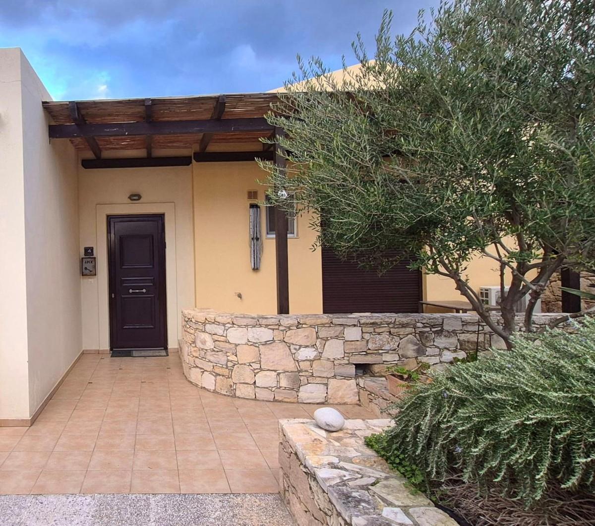 Charming Spacious Villa with Sea Views & Shared Pool For Sale in Panormo Rethymno
