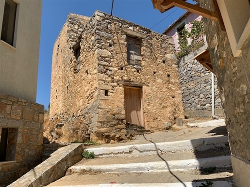 Ancien moulin en pierre à vendre près de Neapolis