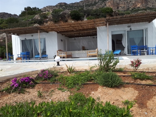 Casa dubla la parter cu piscina de vanzare aproape de Ierapetra