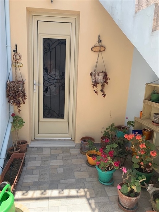 Renοvated house of 2 bedrooms for sale in Fourni
