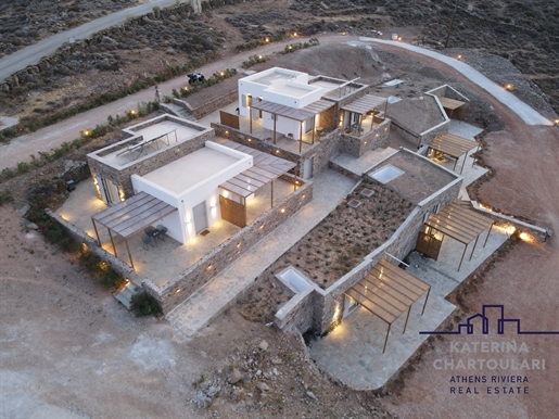 - Hotel For sale, Kythnos, 400 sq.m., €1.950.000