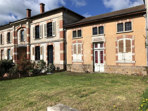 Vente Maison 160 m² à Thizy-les-Bourgs 129 000 €