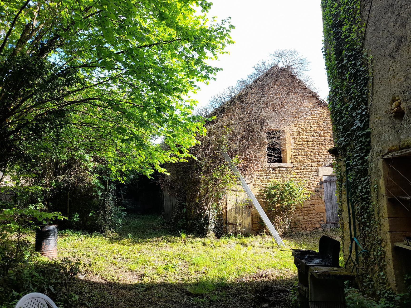 Sale Village house 130 m² in Marcigny 66 000 €