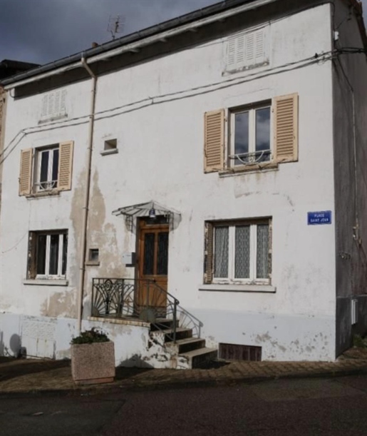 Vente Maison de village 150 m² à Thizy-les-Bourgs 145 000 €