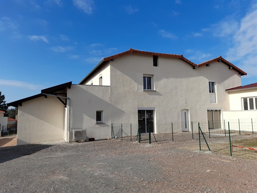 Vente Maison 140 m² à Saint-Nizier-sous-Charli 89 900 €