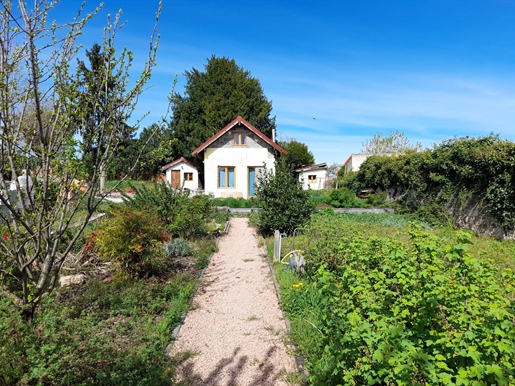 Vente Maison de village 20 m² à La Pacaudière 95 000 €