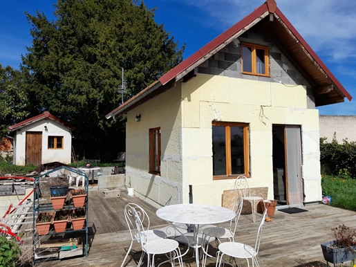 Sale Village house 20 m² in La Pacaudière 95 000 €