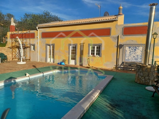 Charming 3 Bedroom Detached House with Potential in Vale Judeu, Loulé