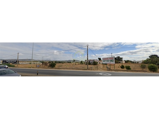 Investment along the En125 in Patacão, Faro - Unmissable Opportunity in the Algarve