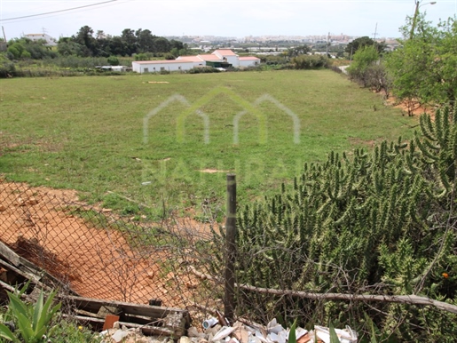 Terreno Rústico com Vista Panorâmica da Cidade de Faro