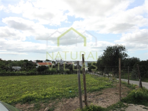 Rustic Land with Panoramic View of Faro City