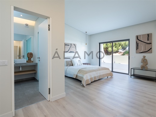 Fully renovated, 3 bedroom apartment in Vale do Lobo