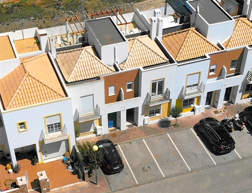 Villa met 2 slaapkamers, terras en patio