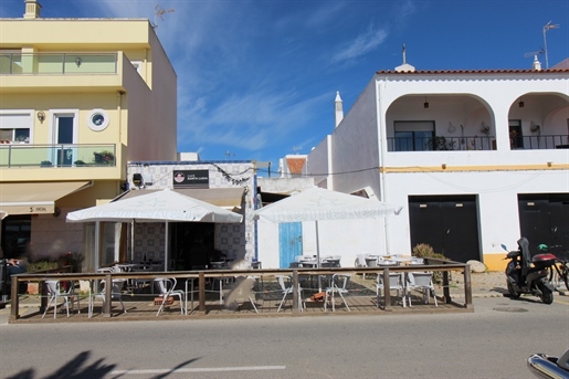 Haus in Santa Luzia mit Geschäft